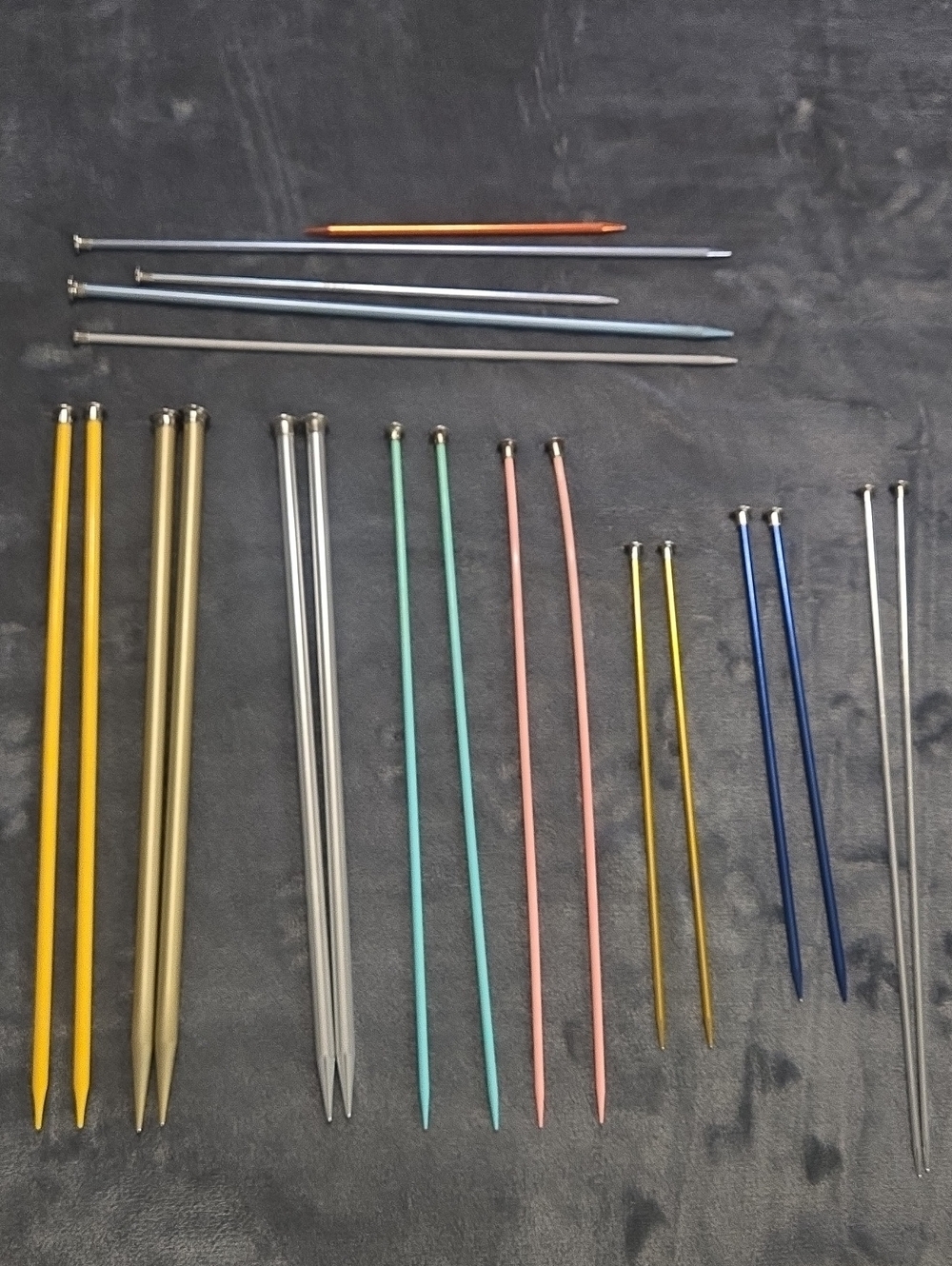 Crafting Knitting Needle Lot 21 Pieces